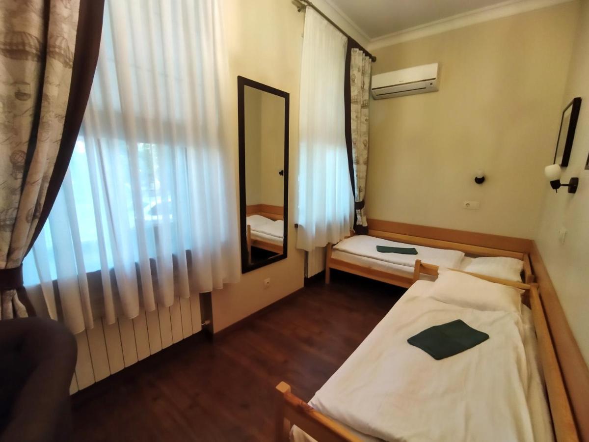 Belokorichi Hotel Kiev Bagian luar foto