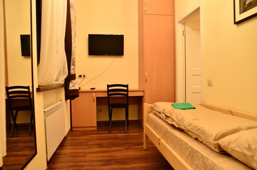Belokorichi Hotel Kiev Ruang foto