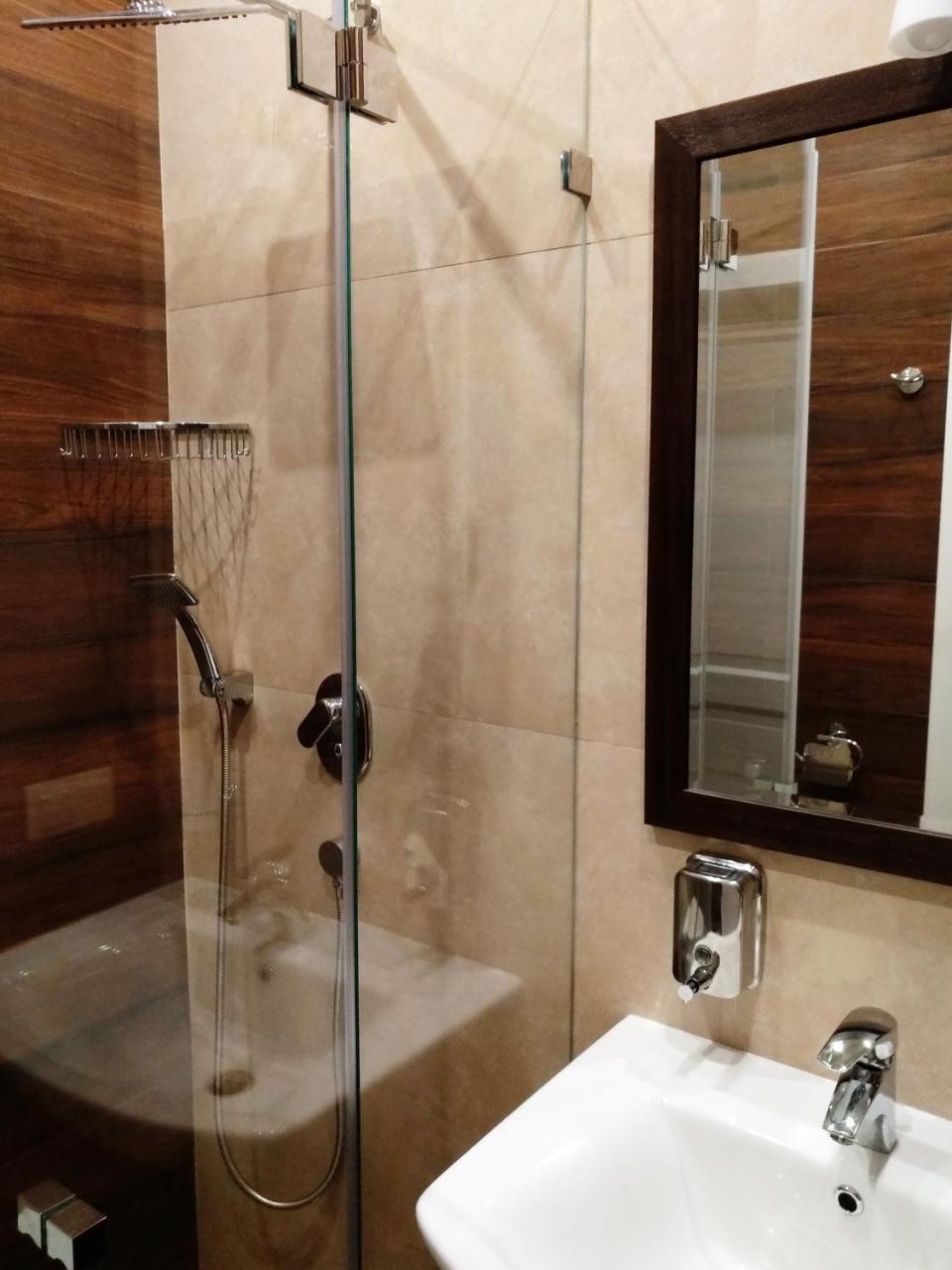 Belokorichi Hotel Kiev Bagian luar foto