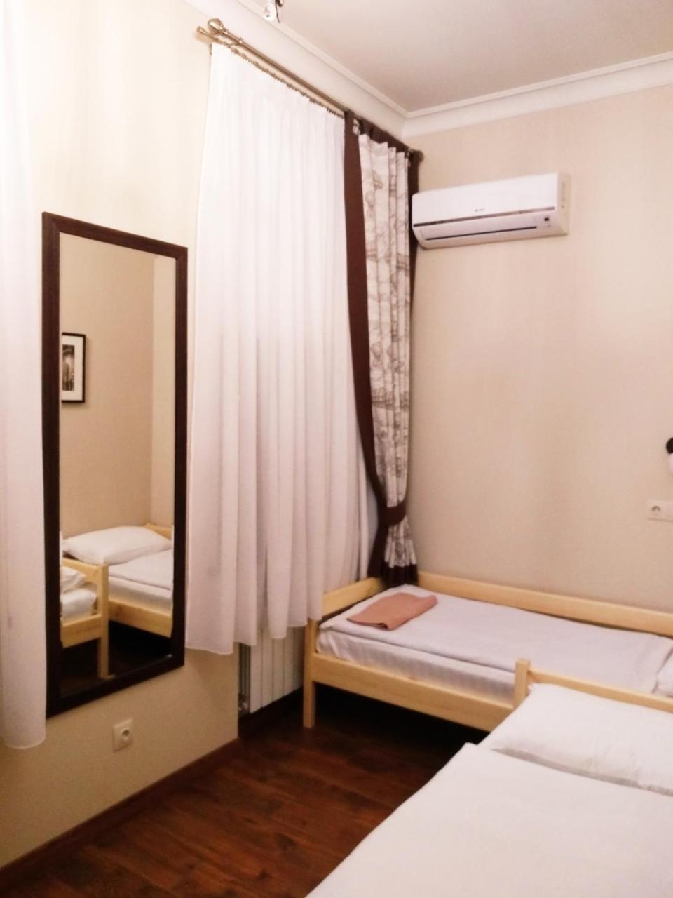 Belokorichi Hotel Kiev Bagian luar foto