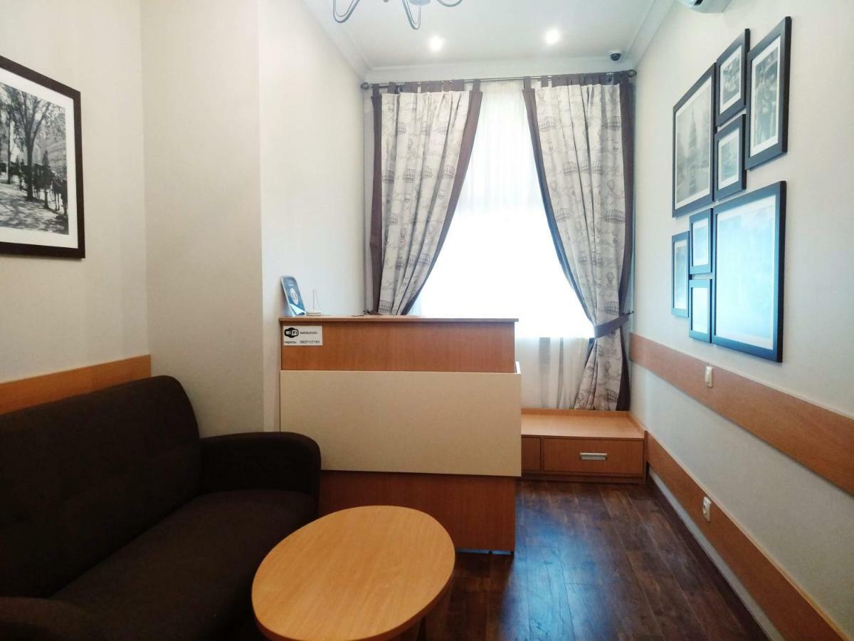 Belokorichi Hotel Kiev Bagian luar foto
