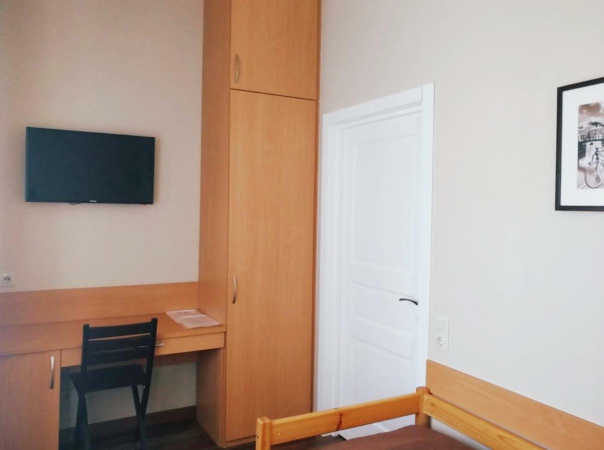 Belokorichi Hotel Kiev Bagian luar foto